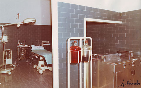 Foto storica della sala operatoria della Salus.